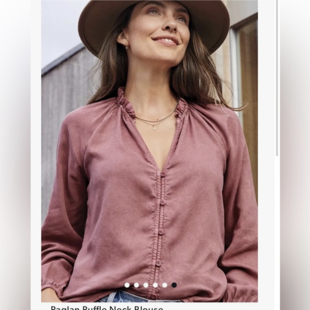 Cloth and Stone Anthropologie Ruffle Collar Blouse